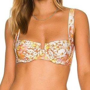 NWT L*SPACE Camellia Bikini Top in What In Carnation Sz DD